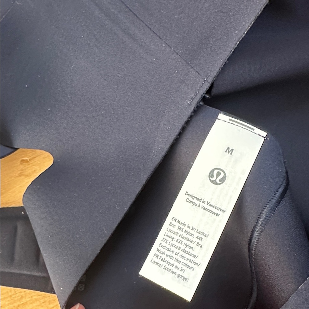 NWT Lululemon Go Further Bra - Picture 8 of 11